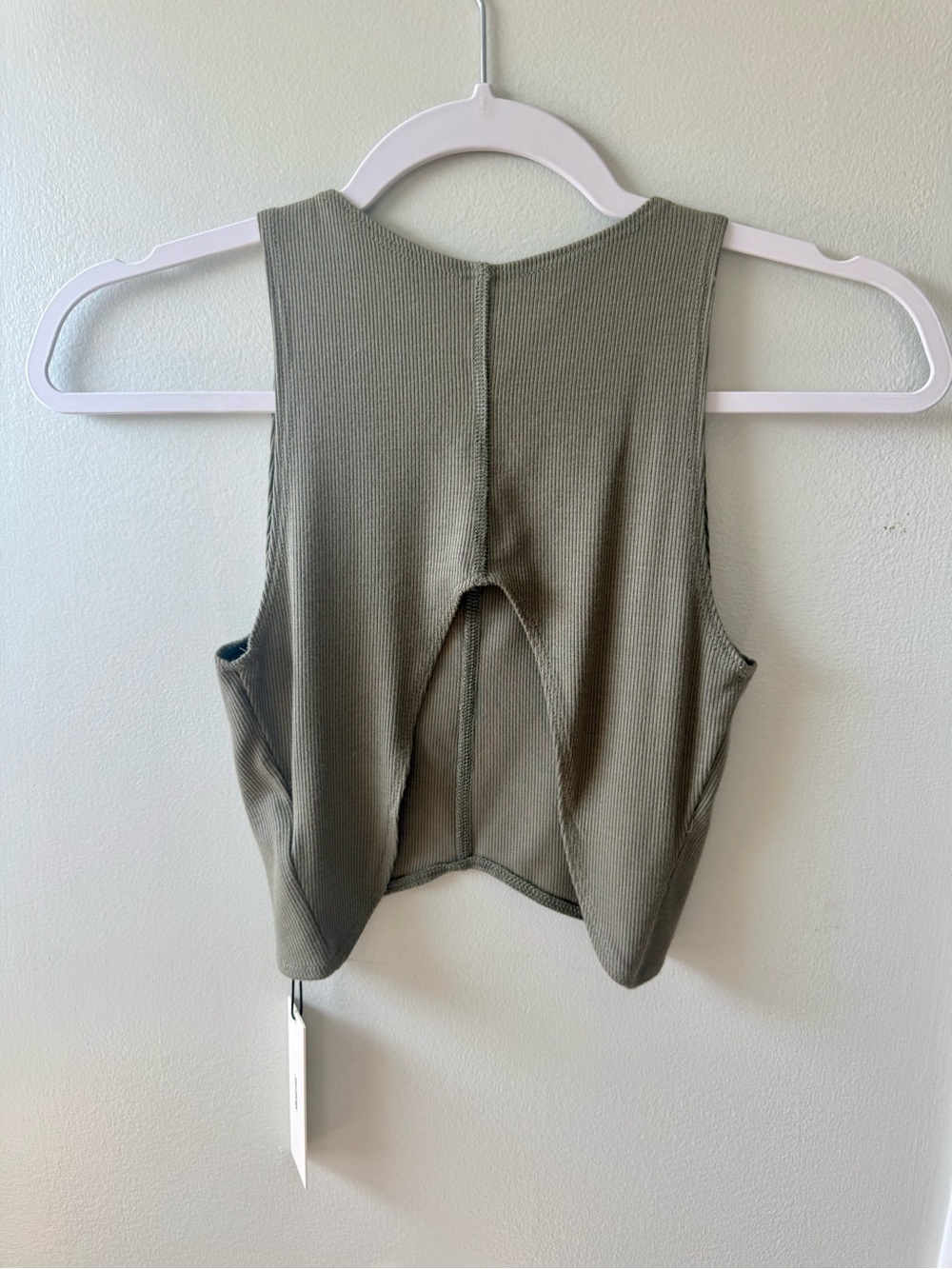 Joah Brown Olive Ribbed Cropped Tank size is S/M - Picture 2 of 3